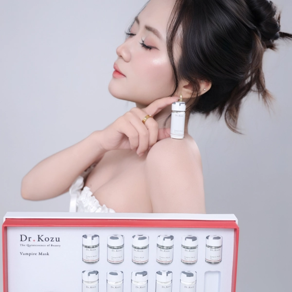 Vampire Mask - Mặt nạ ma cà rồng : Giúp tái sinh làn da, giúp da căng bóng mịn màng, xóa nhăn 